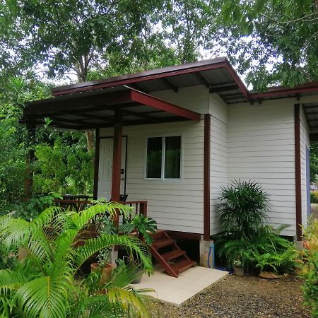 Sameikei Homestay Phrae Buitenkant foto