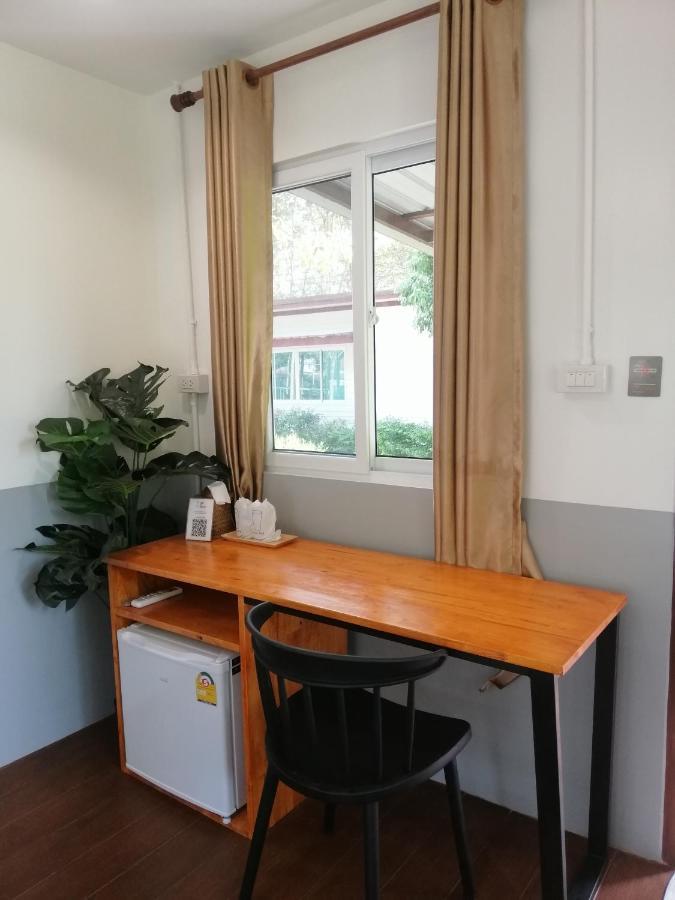 Sameikei Homestay Phrae Buitenkant foto