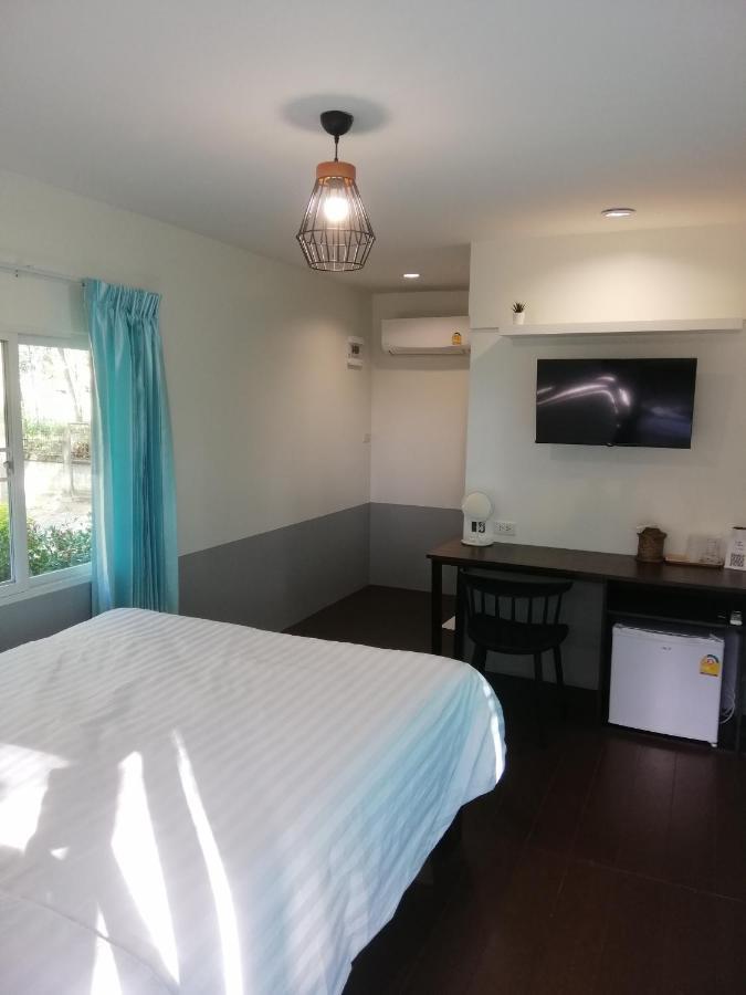 Sameikei Homestay Phrae Buitenkant foto