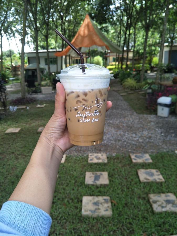 Sameikei Homestay Phrae Buitenkant foto